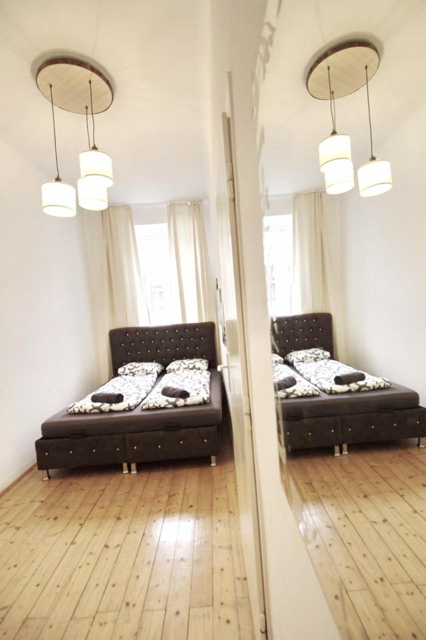 Comfortable Rooms Near Schoenbrunn Palace Hl เวียนนา ภายนอก รูปภาพ