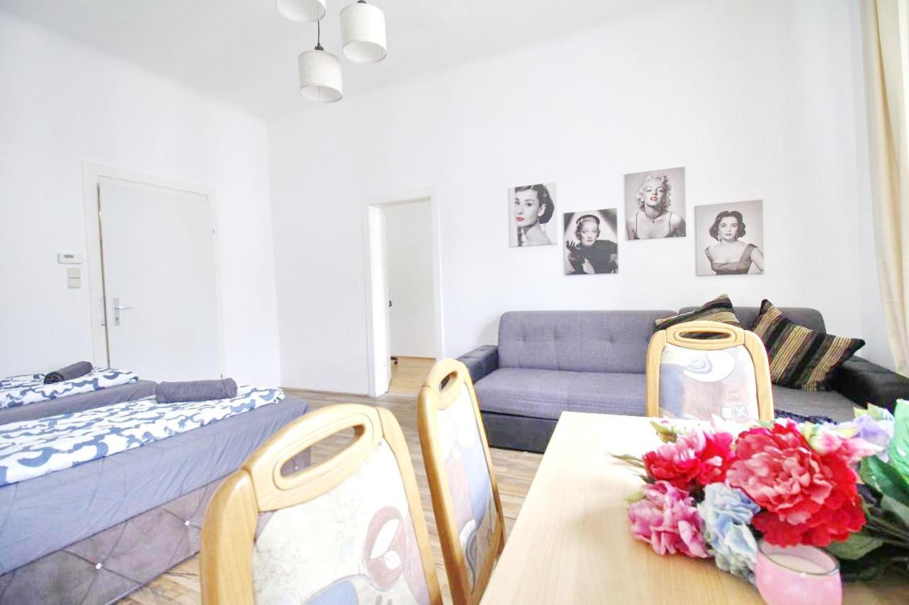 Comfortable Rooms Near Schoenbrunn Palace Hl เวียนนา ภายนอก รูปภาพ